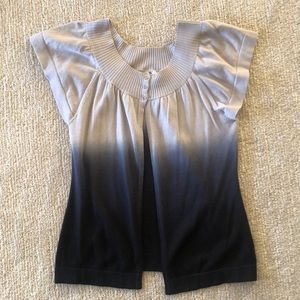 Two button short sleeved sweater